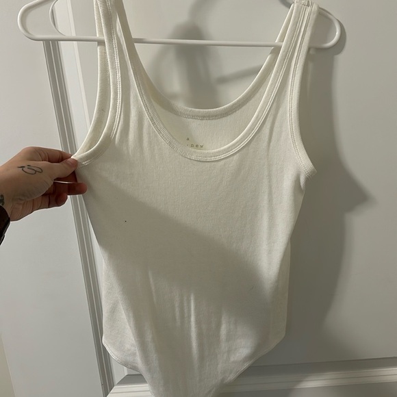 Blue and white body suits - Picture 3 of 4